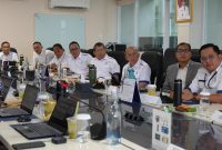 Dirut PAM JAYA Arief Nasrudin berdiskusi dalam agenda rapat penilaian tata kelola BPKP DKI Jakarta